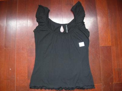 Women`s Wear 002 (Women `s Wear 002)