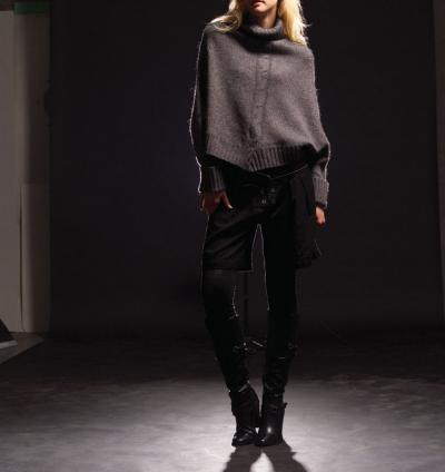 LADIES` FASHION SWEATER (LADIES` FASHION SWEATER)