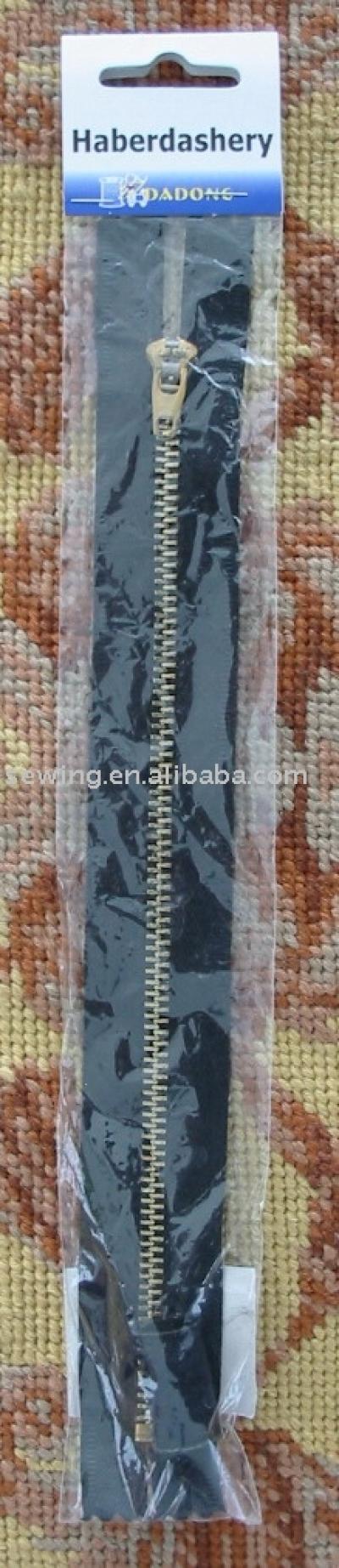 15186-Metal Zipper with Thread 20cm 4#,Auto Lock, Closed End (15186-Metal Zipper avec du fil 20cm 4 #, Verrouillage auto et fermée)
