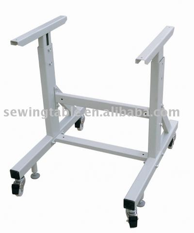 sewing machine stand (Nähmaschine stehen)
