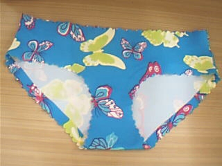 one piece panties (ein Stück Höschen)