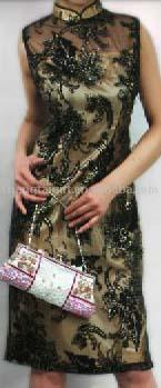 Traditional Satin/Silk Dress Cheong-sam in china (Традиционные Satin / шелковое платье Чеонг-Sam в Китай)