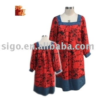 Ladies` Silk Dress (Ladies `Silk Dress)