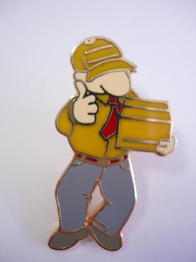 Pin With Enamel (Broche en émail)