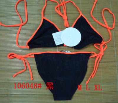 swim bikini (Bikini schwimmen)