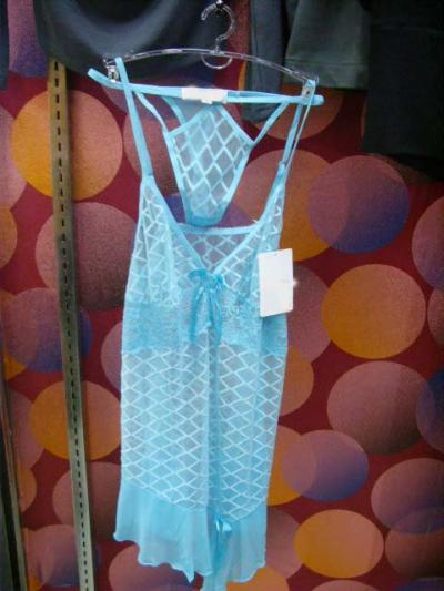 ladies` silk bedgown (ladies` silk bedgown)