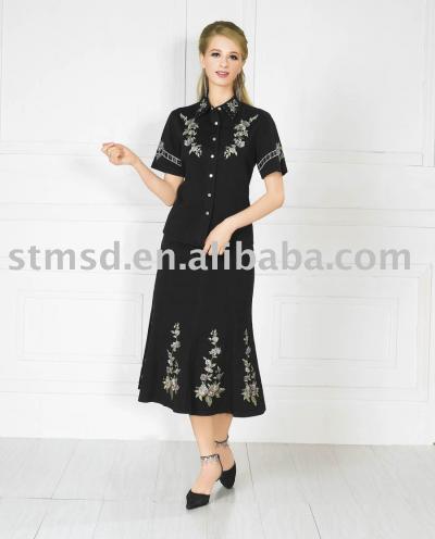 Ladies` embroidery skirt set (Ladies` embroidery skirt set)