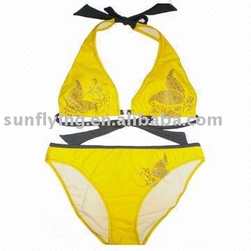 Swimming Costume/Bikini (Badeanzug / Bikini)
