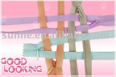 Invisible Zipper with Lace and Polyester Tape (Fermeture éclair invisible avec dentelle et Polyester Tape)