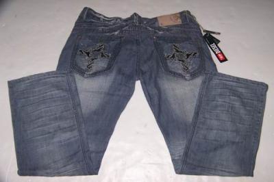 brand name jeans (brand name jeans)