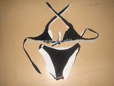 bikini (bikini)