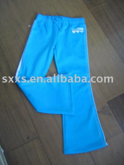 KNITTED TROUSERS (KNITTED TROUSERS)