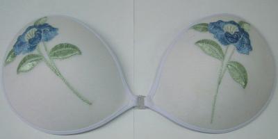 BRA WITH STITCHED FLOWER OF SYMBOL (BRA WITH STITCHED FLOWER OF SYMBOL)