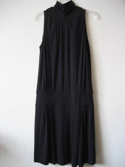 lady`s sleeveless dress with crew neck (lady`s sleeveless dress with crew neck)
