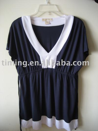 lady`s sleeveless dress with contrast color neck and hem (lady`s sleeveless dress with contrast color neck and hem)