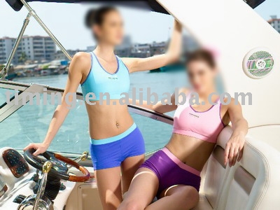 Swimsuit (Maillot de bain)