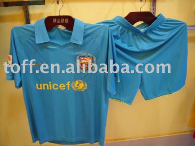 sports jerseys (спортивные трикотажные изделия)