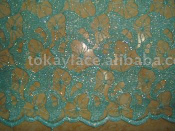 net+water solution sprayed gold powder lace (net + solution d`eau pulvérisée dentelle poudre d`or)