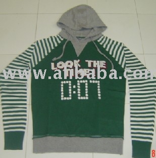 Sweater With Print %26 Hood (Sweater With Print %26 Hood)