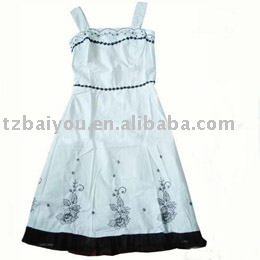 dress (dress)