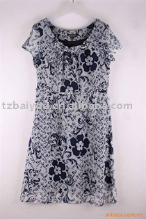 dress (dress)