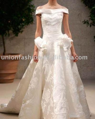 wedding dress (wedding dress)
