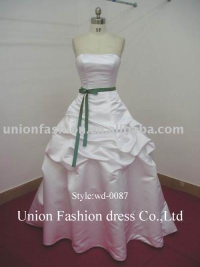 Bridal gown