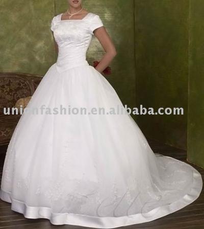 bridal gown (bridal gown)