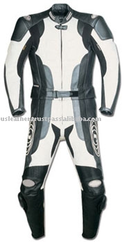 Motorbike Suits 907-61 (Motorrad-Anzüge 907-61)