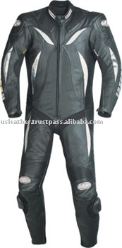 Motorbike Suits 907-62 (Motorrad-Anzüge 907-62)