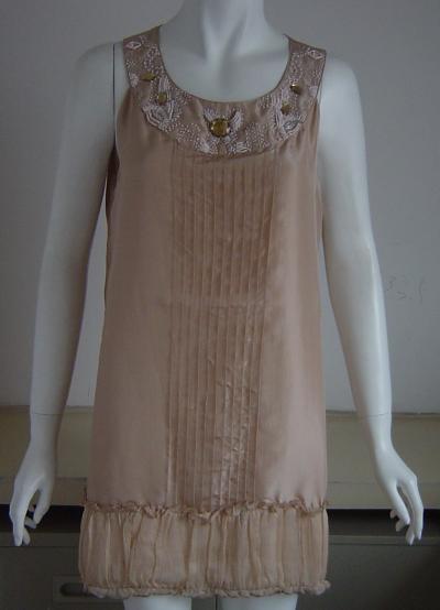 dress (dress)