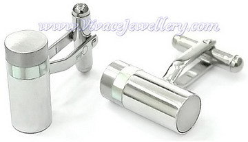 stainless steel sleeve button (bouton d`acier inoxydable, manche)