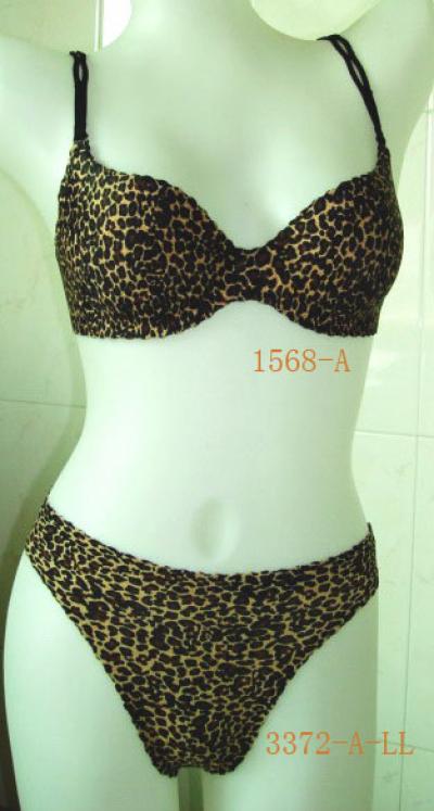 Molded Seamless Bra and Panties (Ultrasonic Finishing)