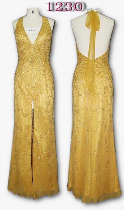 Absolutely stunning dress with amazing beadings! (Absolutely stunning dress with amazing beadings!)