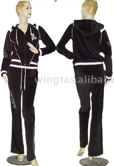 ladies` knit jogging suit (ladies` knit jogging suit)