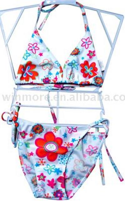 Girl`s swimming suit (Girl`s swimming suit)