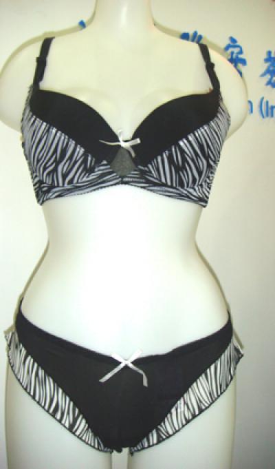 bra+panty set