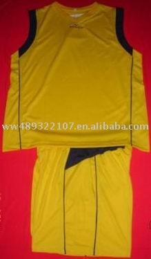 sport clothes (vêtements de sport)