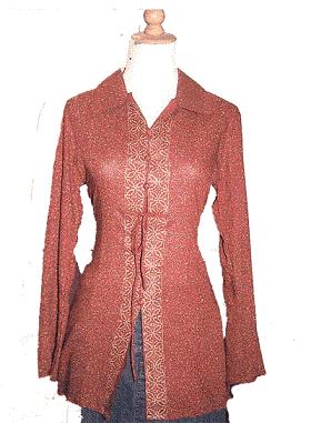Blous Crape With Collar (Blous Crape mit Kragen)
