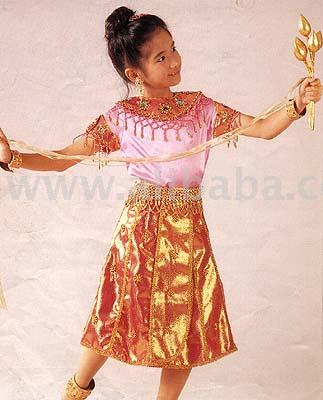 Thai-Style Girl`s Dress (Thai-Style Girl`s Dress)