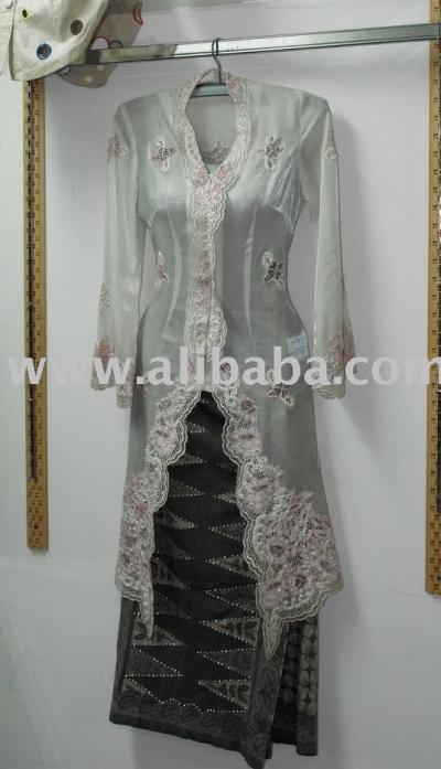 Formal Dress (Formelle Kleidung)