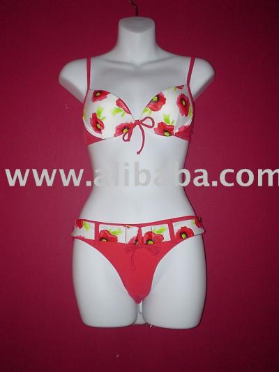 Swimsuit (Maillot de bain)