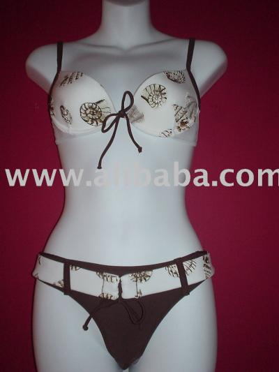 Swimsuit (Maillot de bain)