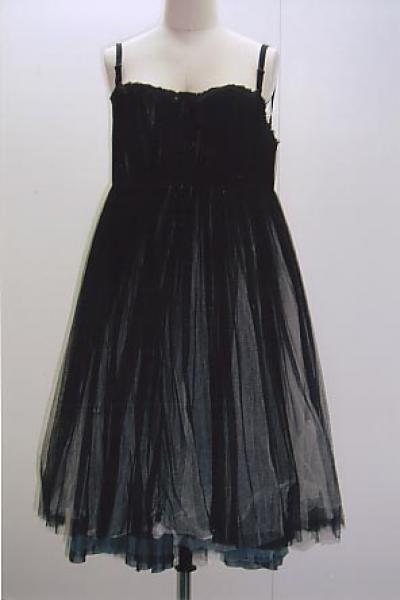Woman Silk Dress (Femme robe de soie)
