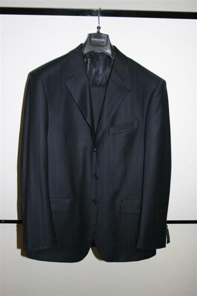Men`s Suit (Men `s Suit)