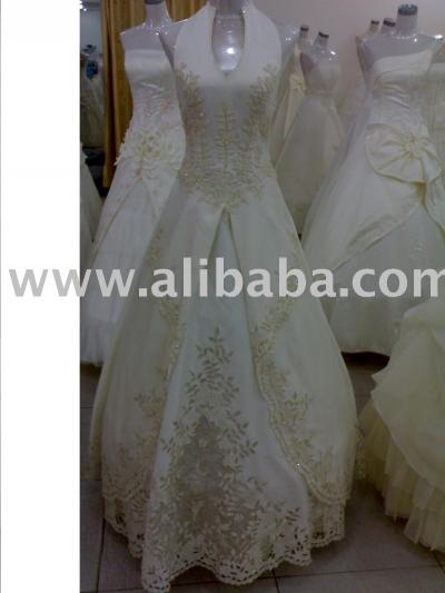 Good Quality And Wide Ranges Of Designs Of Bridal Gowns And Wedding / Evening Dr (Gute Qualität und das breite Bereiche von Mustern von Brautkleider und Wedding)