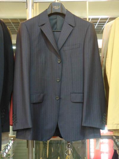 Suit (Костюм)