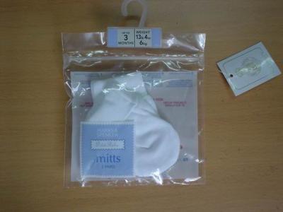 100% Cotton Infant Mitts (Newbron )