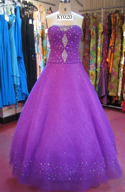 Formal Dress (Tenue correcte)
