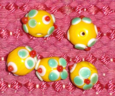 lampwork glass flower bead